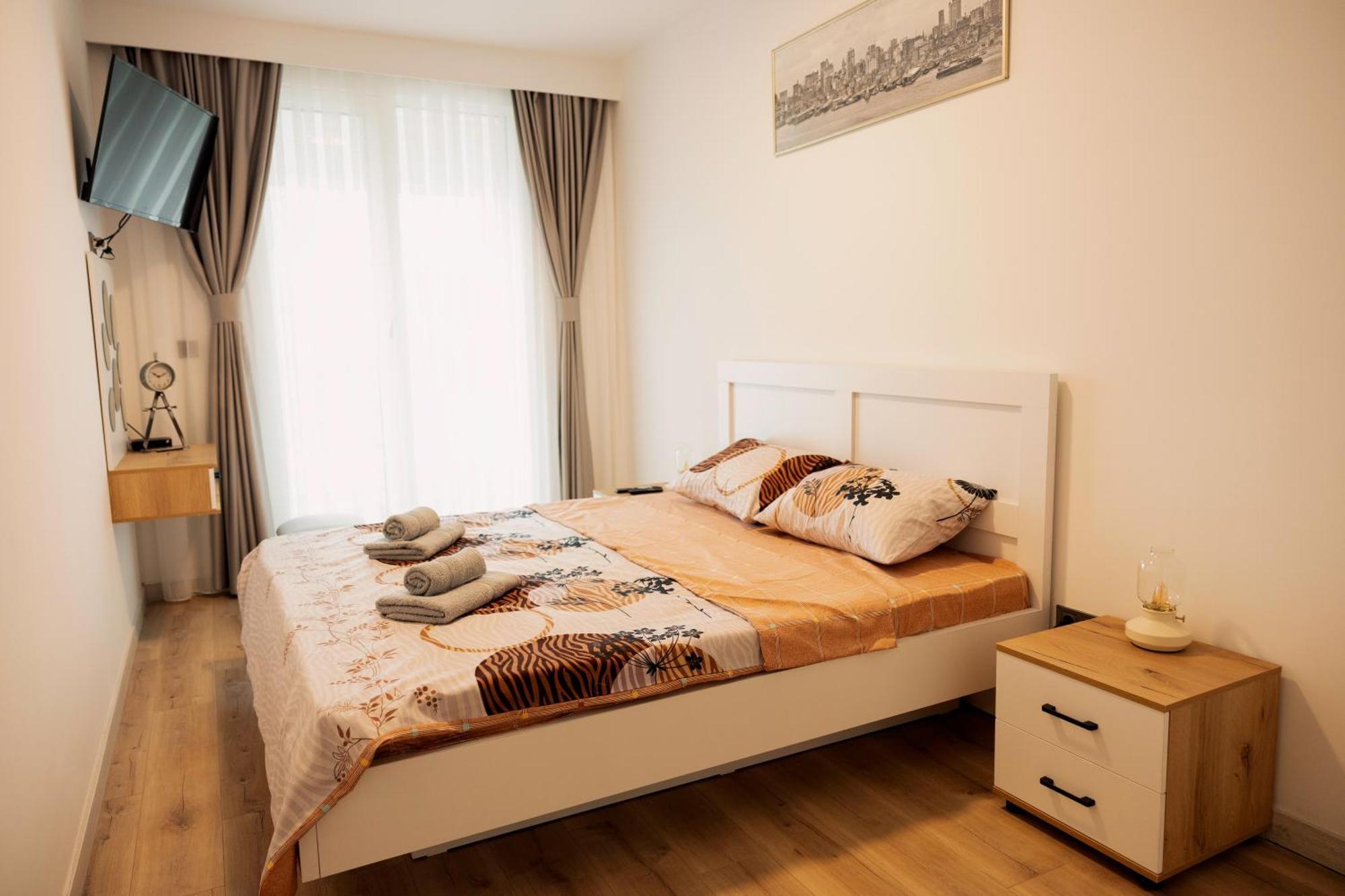 33Rd Floor Twin Apartments In Cevahir Sky City Complex With Pool, Spa, Fitness And Parking Included In Price Skopie Exterior foto